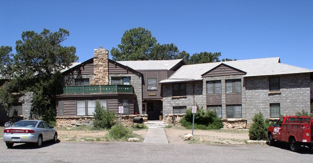 g_victor_hall
